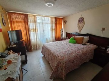 Casa En Venta En Los Reyes Ixtacala De 3 Recámaras, Estudio, 1.5 Baños, Un Auto
