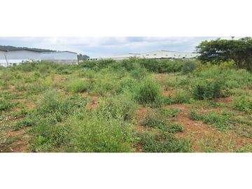 VENDO TERRENO MAS GALPON VIA GUAYAQUIL-NOBOL