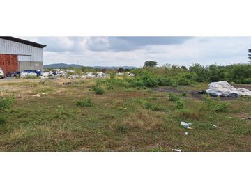 VENDO TERRENO MAS GALPON VIA GUAYAQUIL-NOBOL
