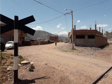 VENDO LOTE 3343 M2 SAYLLA / CHURU PUJYO CUSCO PERU
