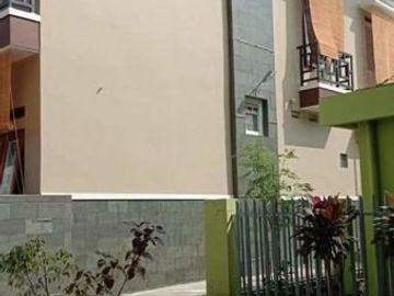 Rumah bagus dan mewah di Sarijadi bandung