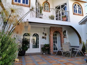 HERMOSA CASA TIPO COLONIAL EN HACIENDA REAL DE TULTEPEC