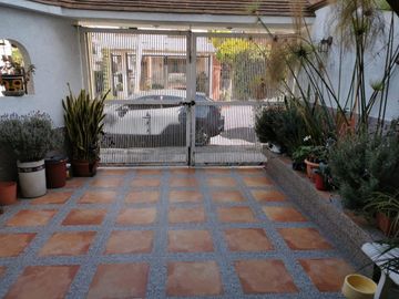 HERMOSA CASA TIPO COLONIAL EN HACIENDA REAL DE TULTEPEC