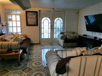 HERMOSA CASA TIPO COLONIAL EN HACIENDA REAL DE TULTEPEC