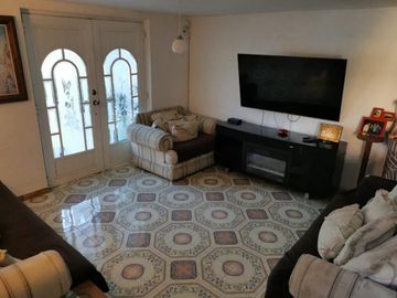 HERMOSA CASA TIPO COLONIAL EN HACIENDA REAL DE TULTEPEC