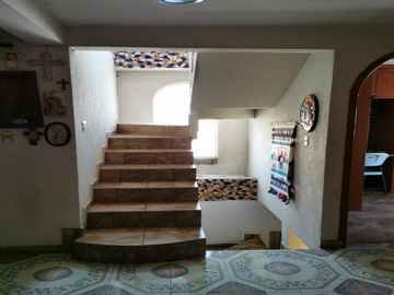 HERMOSA CASA TIPO COLONIAL EN HACIENDA REAL DE TULTEPEC