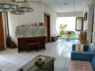 Dijual Rumah Di Bintang Diponggo, Dukuh Pakis DN