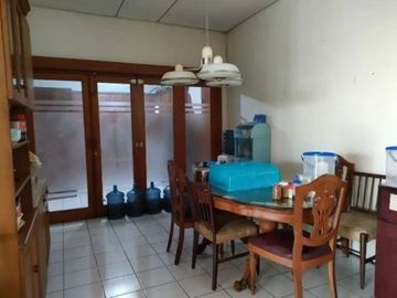 Dijual Rumah Di Bintang Diponggo, Dukuh Pakis DN