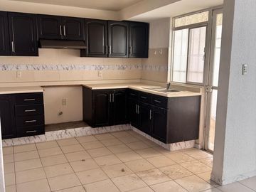CASA EN VENTA EN PASEO DE LAS ARBOLEDAS SLP