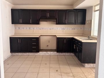 CASA EN VENTA EN PASEO DE LAS ARBOLEDAS SLP