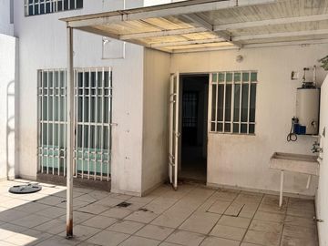 CASA EN VENTA EN PASEO DE LAS ARBOLEDAS SLP