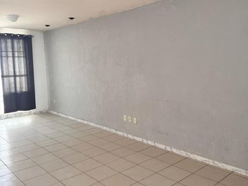 CASA EN VENTA EN PASEO DE LAS ARBOLEDAS SLP