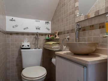 CASA VENTA VILLA LUZURIAGA 4 AMBIENTES