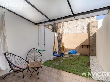 CASA VENTA VILLA LUZURIAGA 4 AMBIENTES