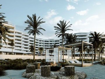 Condo con terraza que tiene vista al mar, cuatro recamaras, alberca, pre-venta,