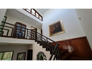 SE VENDE CASA - EL CANGREJO - URBANIZACIÓN CON GARITA
