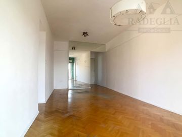Dpto 3 Ambientes Av. Corrientes  - Excelente Ubicación Barrio Once