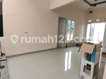 Terlaris Rumah Dijual Daerah Sawangan Depok cash
