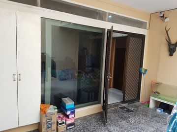 Dijual Rumah Sudah Jadi Kos Kosan (Furnished Full) Penyewa Di Pulo Kebayoran Baru Jakarta Selatan