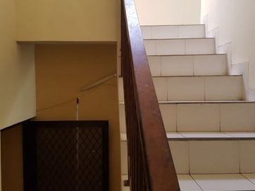 Dijual Rumah Sudah Jadi Kos Kosan (Furnished Full) Penyewa Di Pulo Kebayoran Baru Jakarta Selatan