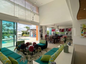 GRAN OPORTUNIDAD ESPECTACULAR  CASA DE CAMPESTRE EN ANAPOIMA CUNDINAMARCA