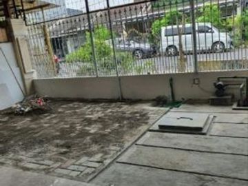 Rumah Babatan Pantai Siap huni Hadap Utara