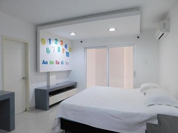 casa en venta en villa santos. Cod V70249