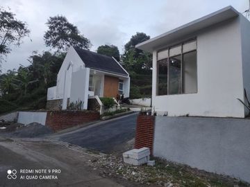 Promo OktoBerkah Cash Only 625Jt Rumah 2LT Berkolam Renang di Gegerkalong Setiabudi