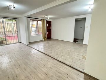 Casa en venta de 4D + 1B, Parque San Francisco, Puente Alto