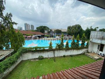 Rumah 2 Lantai Berhalaman Luas di Kawasan Prime Cilandak Jakarta Selatan