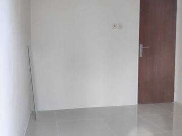 Rumah Mewah 2 Lantai Tetangga Ramai Dekat Sekolah | 0
