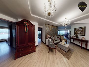 Departamento de venta en Av. 10 de agosto – código:18878