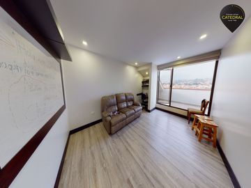 Departamento de venta en Av. 10 de agosto – código:18878