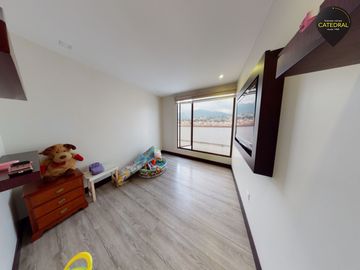 Departamento de venta en Av. 10 de agosto – código:18878