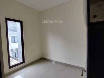Kesempatan Terakhir Rumah Taman Sari Kota Harapan Indah