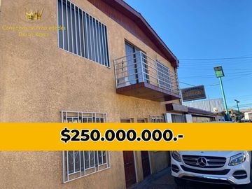 Se vende lavandería con casa en Santa Maria, Calama.