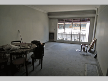 NUEVO PRECIO - Departamento en Venta en Balvanera 5 ambientes 3 baños más dependencia, 106 m2 + balcón – Pres. Tte. Gral. Juan Domingo Perón 2300