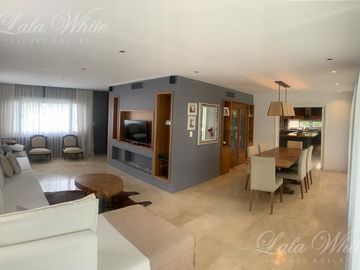 Casa en venta en Saint Thomas Este, Canning