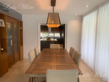 Casa en venta en Saint Thomas Este, Canning