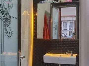 5 Bedroom House for sale