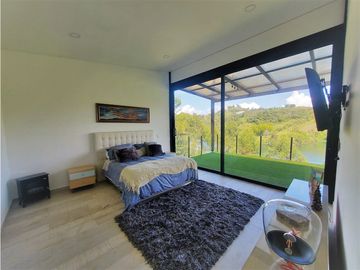 Casa en venta para estrenar El Peñol - Vereda La Cristalina