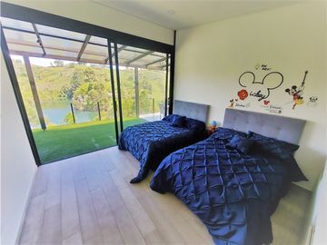 Casa en venta para estrenar El Peñol - Vereda La Cristalina