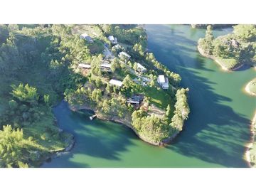 Casa en venta para estrenar El Peñol - Vereda La Cristalina