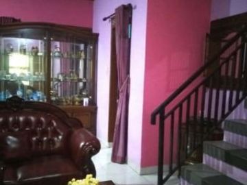 Rumah dalam komplek dii Ciwastra bandung | DONINURUL