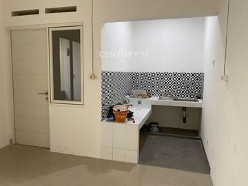 Rumah Siap Huni Di Cluster Adara Harapan Indah Bekasi