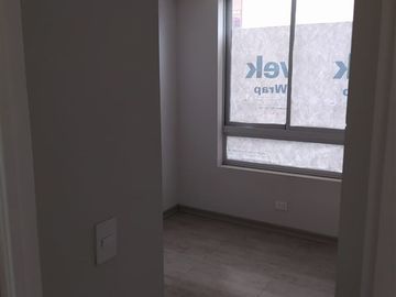 Dpto. en venta de 3 dorm.2 bn bd. y estac. en La Florida