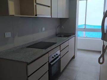 Dpto. en venta de 3 dorm.2 bn bd. y estac. en La Florida