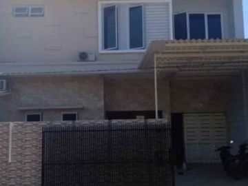 Dijual Rumah 2 Lantai Lokasi di Satelit Utara, Sukomanunggal Surabaya