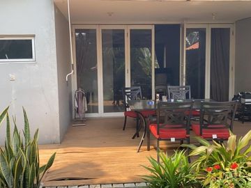 Rumah Keren 2 Lantai di Sektor 9 Jl. Cendana Bintaro 5629
