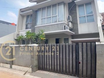 Rumah Keren 2 Lantai di Sektor 9 Jl. Cendana Bintaro 5629